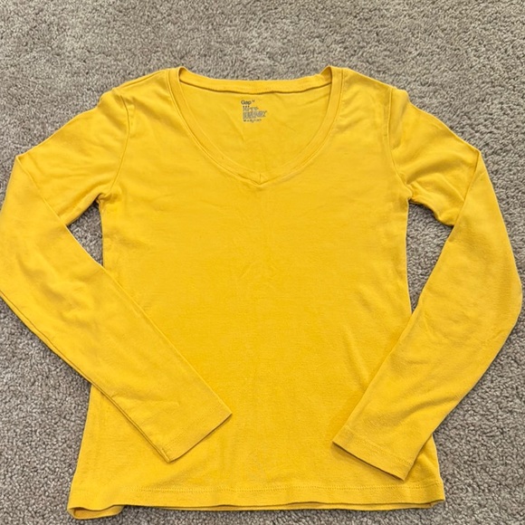 GAP Tops - 💜 3 for $10 GAP Women's Long Sleeve Tee - Yellow